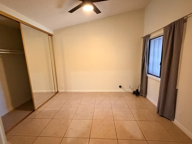 Building Photo - 74-118 Catalina Way - 74-118