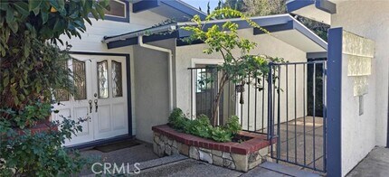 Building Photo - 28245 Lobrook Dr