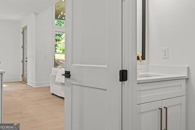 Building Photo - 1721 Osprey Poynte