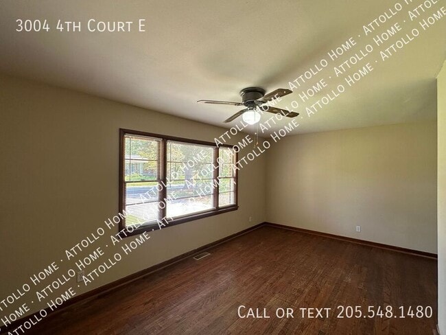Building Photo - 3004 4th Ct E