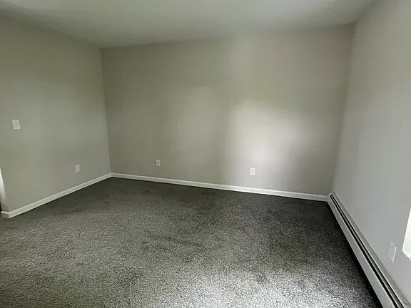 Building Photo - Move in to this singe family fully renovated home featuring 3 bedrooms 2 full baths located direc...