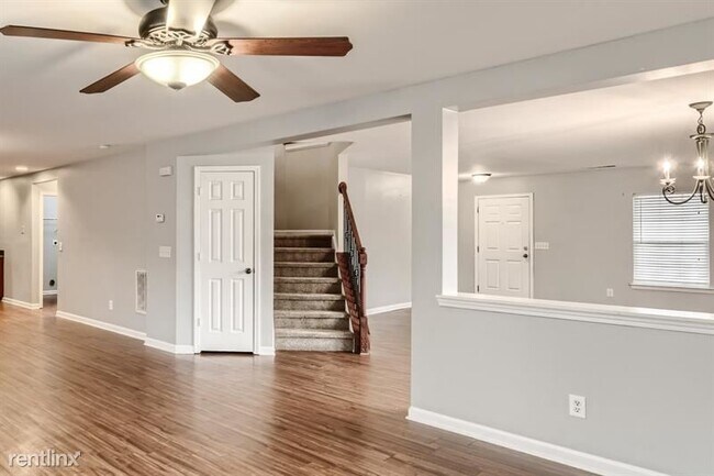 Building Photo - 4 br, 2.5 bath House - 39 Sage Ct