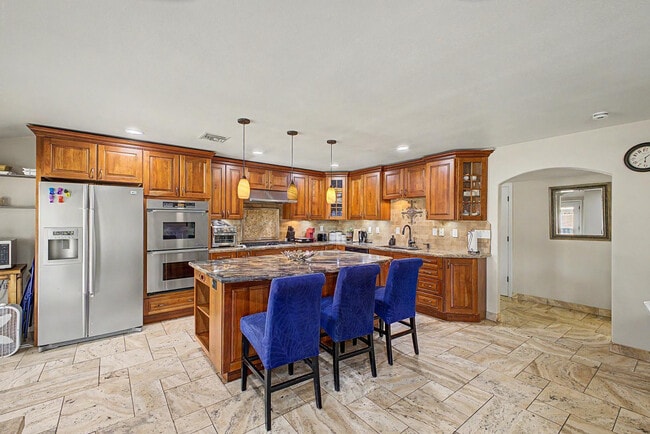 Building Photo - 3346 E Cochise Rd