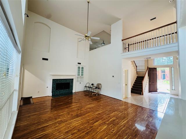 Building Photo - 2762 Hillview Dr