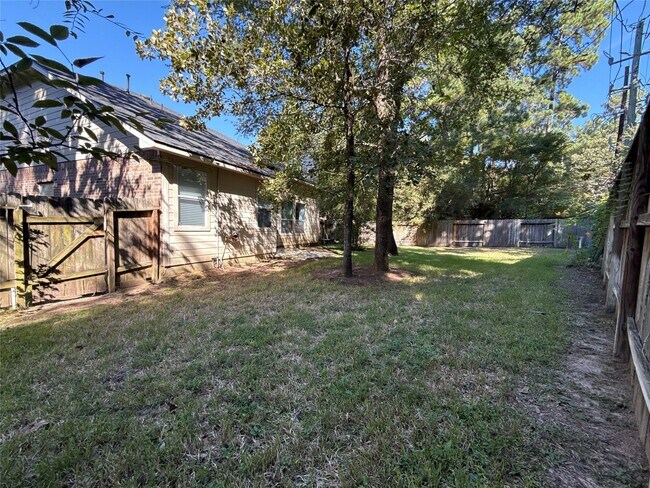 Building Photo - 26 Ebony Oaks Pl