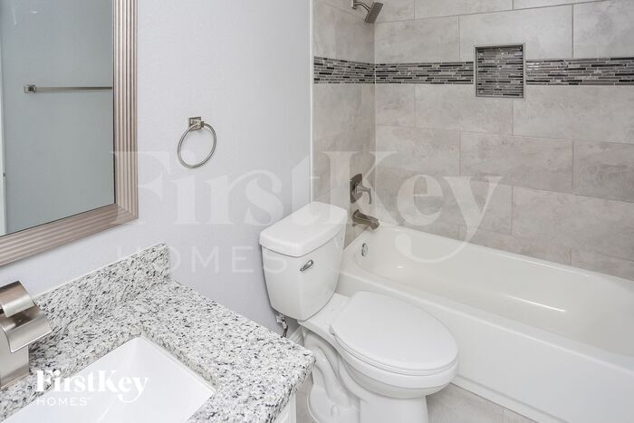 Building Photo - 5300 Virburnum Ct