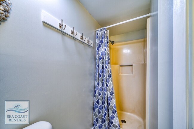 Building Photo - St Regis 3201 @ 2000 New River Inlet Rd
