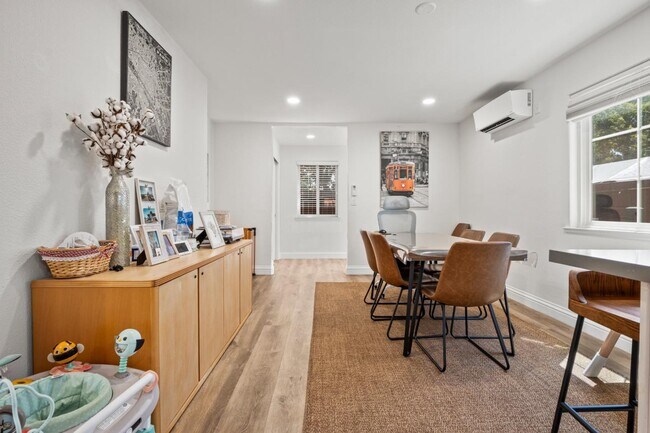 Building Photo - 197 Nottingham Ave