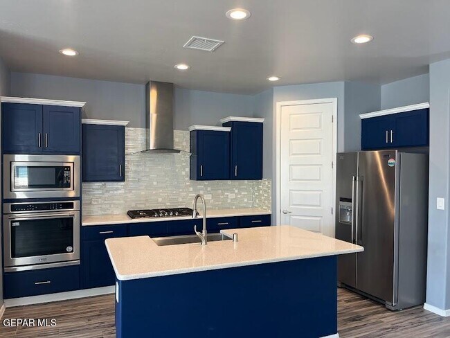 Building Photo - 1144 Morton Pl