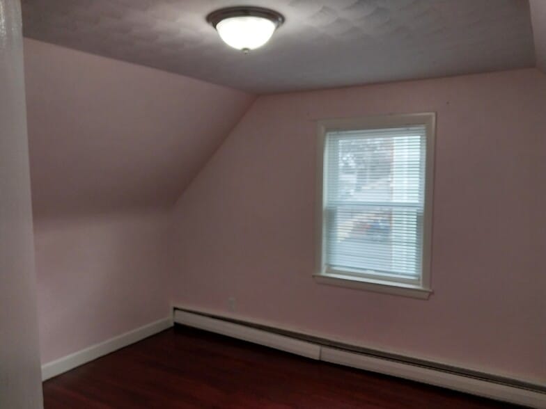 Building Photo - 87 Bradford St