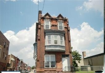 Building Photo - 2313 Wharton St