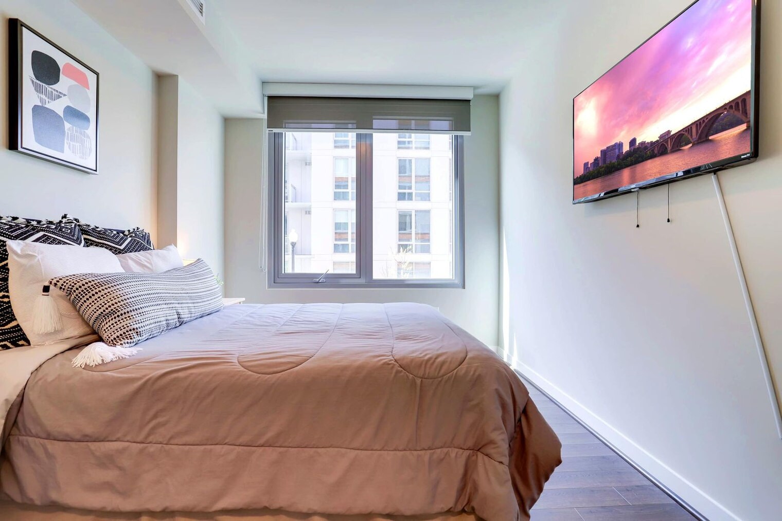 Building Photo - 1122 N Hudson St