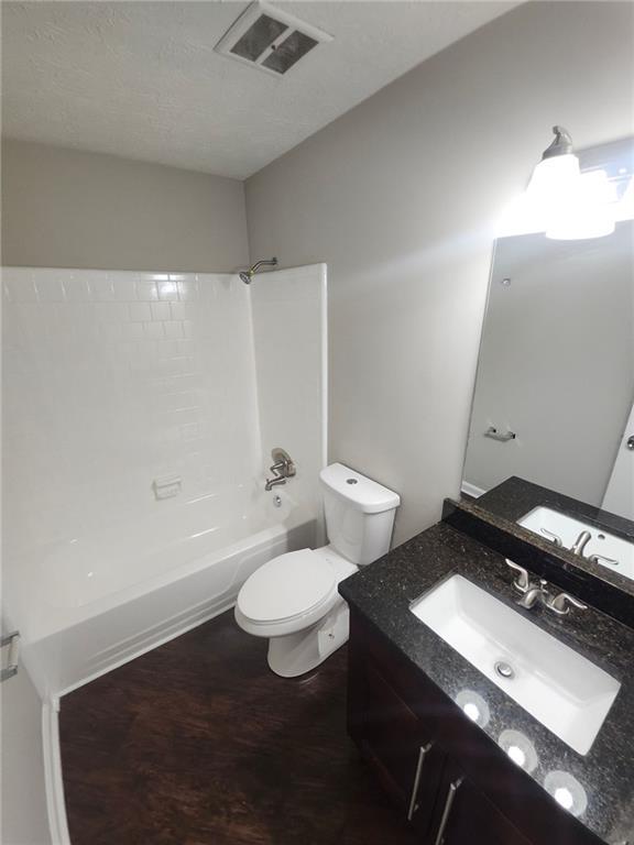 Building Photo - 2337 Pebble Rock E