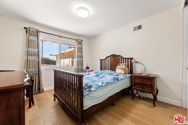 Building Photo - 6111 Monero Dr