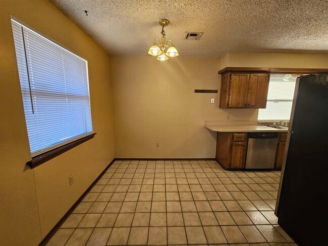 Building Photo - 2309 NW Dunstan Ln