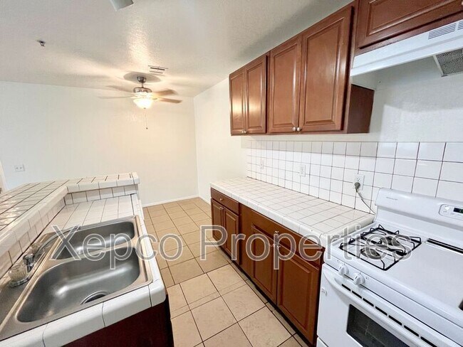 Building Photo - 13615 Verbena Dr