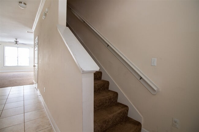 Building Photo - 1575 Paul Russell Rd