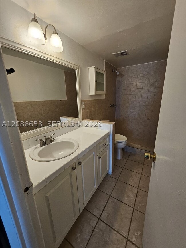 Building Photo - 8301 SW 142nd Ave
