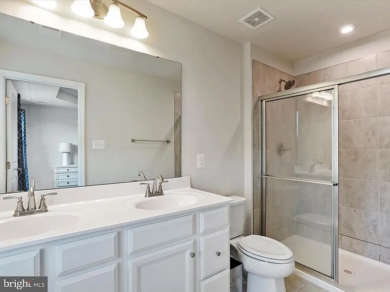 Primary Bath - 131 Dripping Spring Dr