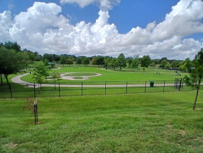 Building Photo - 8634 Westcove Cir