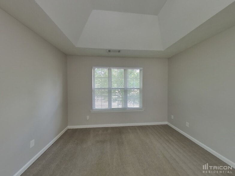 Building Photo - 10754 Starling Trail