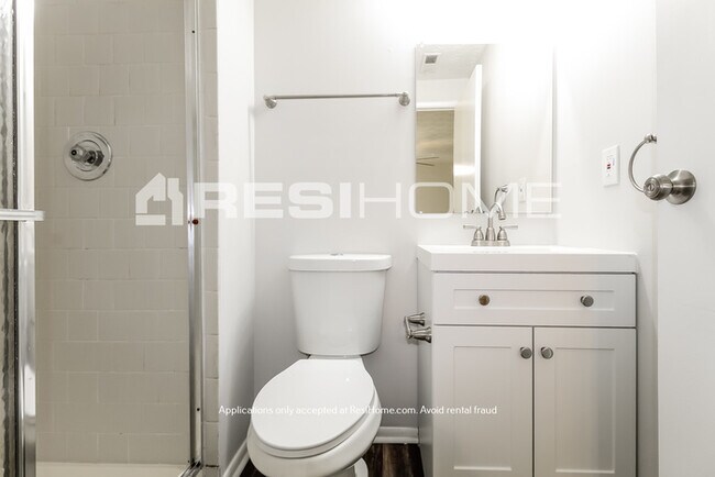 Building Photo - 5771 Singer Ct