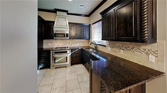 Building Photo - 5709 Falkland Terrace