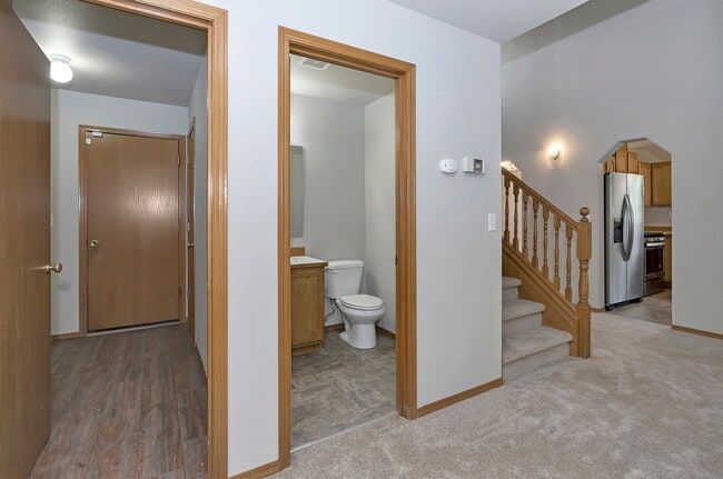 Building Photo - Spacious 4-Bedroom Home on a Tranquil Cul-de-Sac in Puyallup