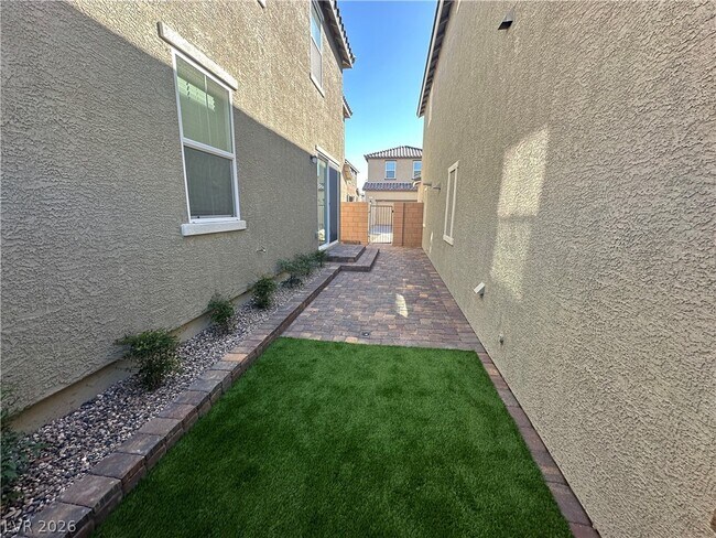 Building Photo - 3633 Torres Novas Ln