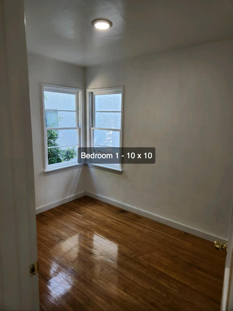 Building Photo - 1147 W 11th St