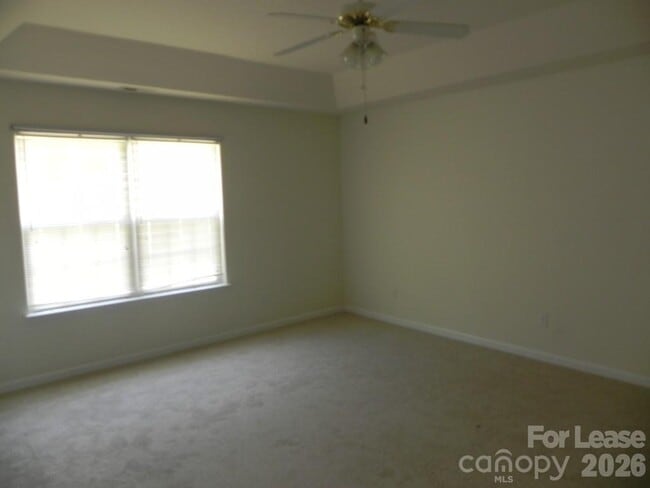 Building Photo - 13604 S Old Statesville Rd