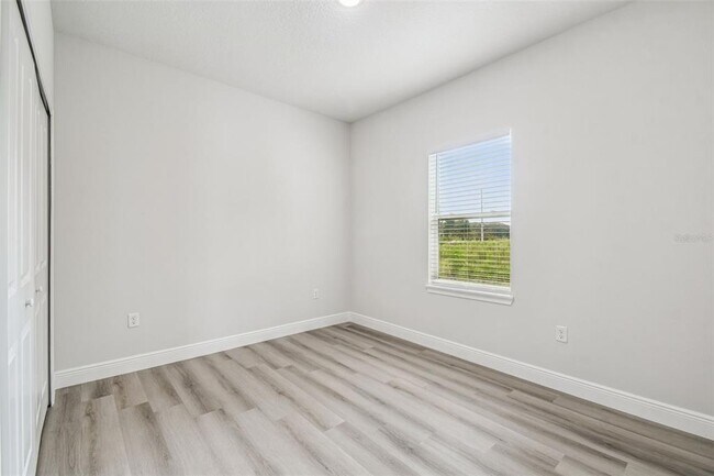 Building Photo - 13053 SW 36th Ct