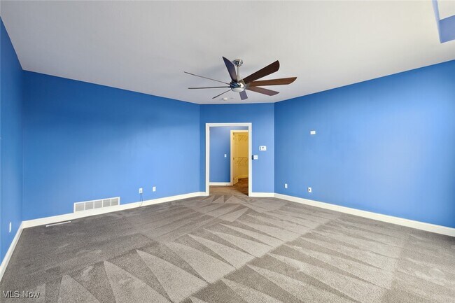 Building Photo - 6470 Aberdeen Ln