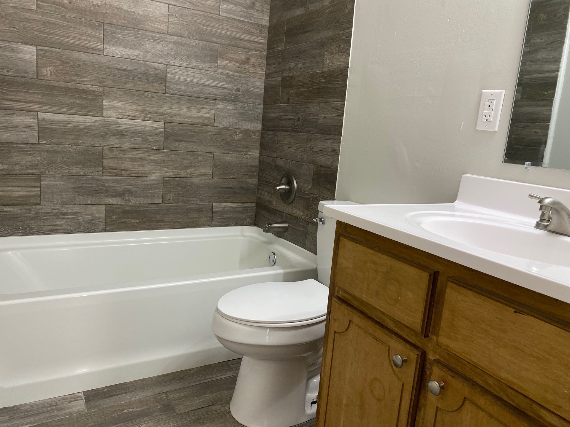 Building Photo - 19 Rolling Meadows Dr