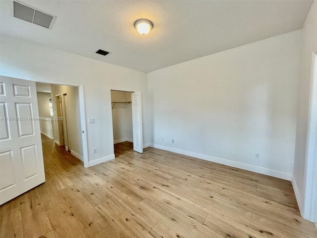 Building Photo - 1205 SW 147th Ave