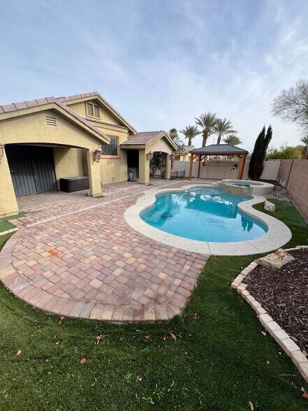 Building Photo - 3029 Blush Noisette Ave