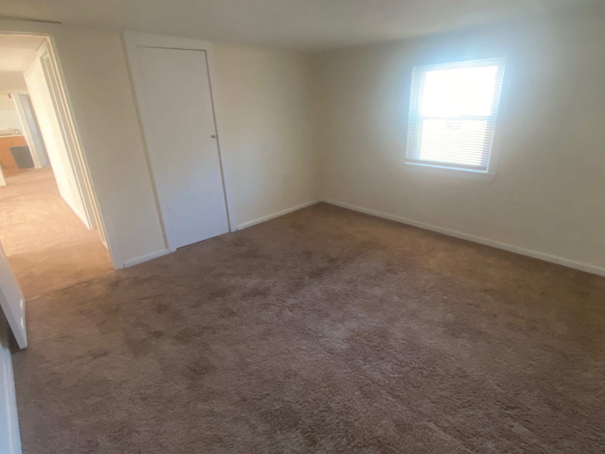 Building Photo - 230 Main St