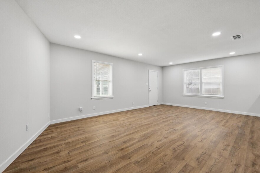 Building Photo - 11382 Rupley Ln
