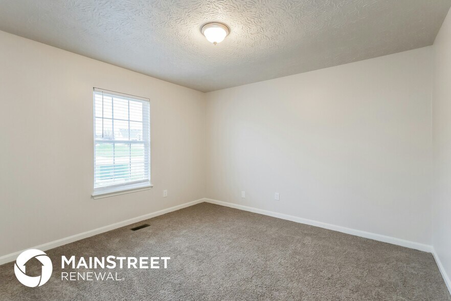 Building Photo - 10103 Lancewood Rd