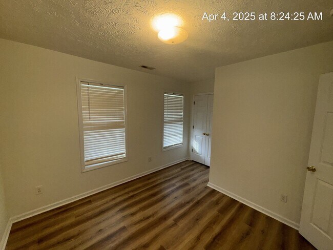 Building Photo - 106 Dolores Ct