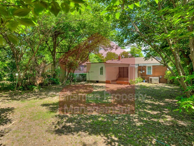 Building Photo - 1201 Carverdale Dr