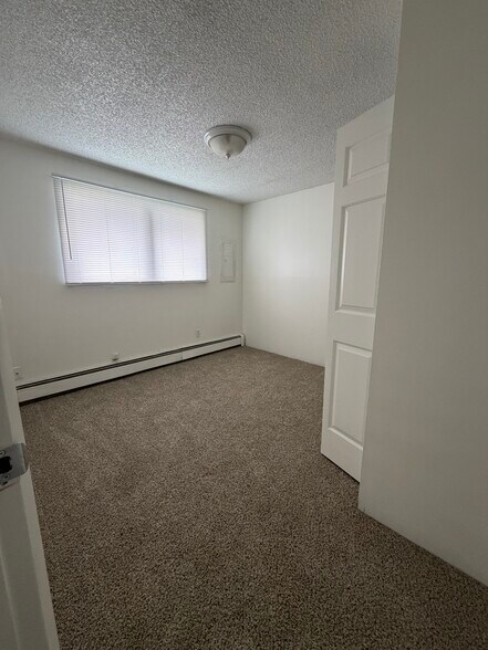 Building Photo - 3111 W 30th Ave