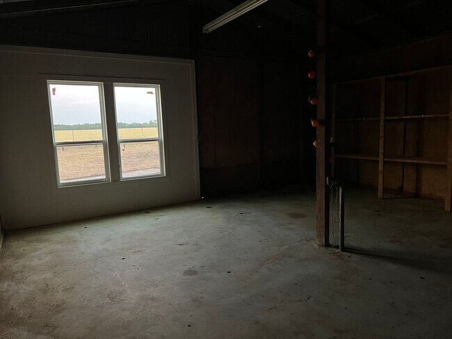 Building Photo - 10492 Strittmatter Rd