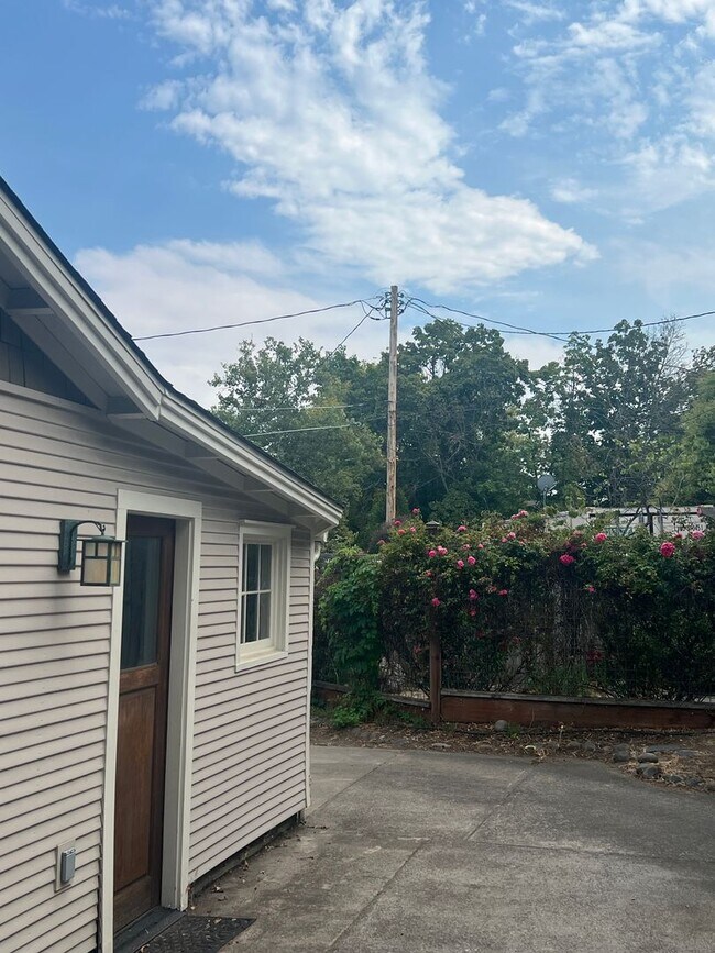 Building Photo - Coming Soon!  Craftsman home near Downtown...