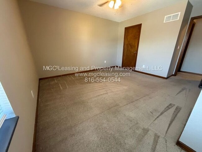 Building Photo - December Special at Millwood Townhomes - $1,000 Rent Credit - Limited Time Offer!