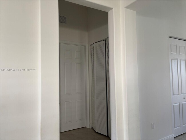 Building Photo - 4783 Rosetta Ter