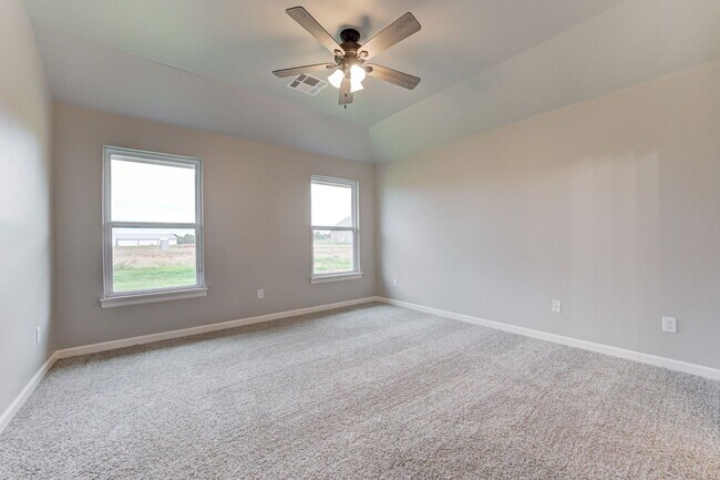 Building Photo - Newer Home For Lease in Washington Oklahoma.