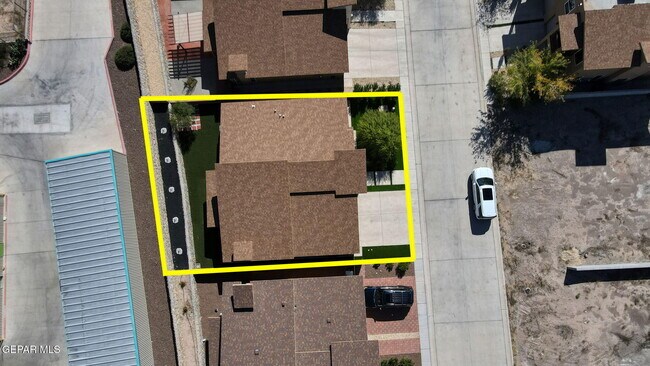 Building Photo - 1031 Vinton Ave