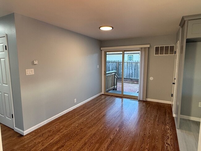 Building Photo - Renovated 3-Bedroom Single Family Home in Pinole Available Now!!!