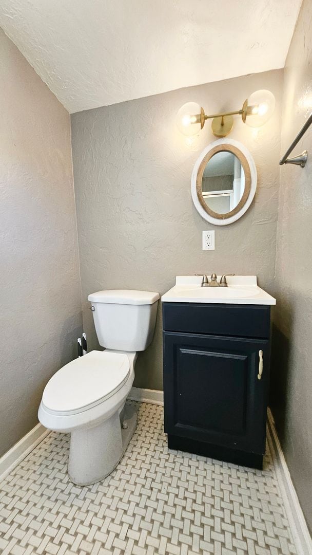 Building Photo - 3 Bed/2 Bath Paseo District Neighbor